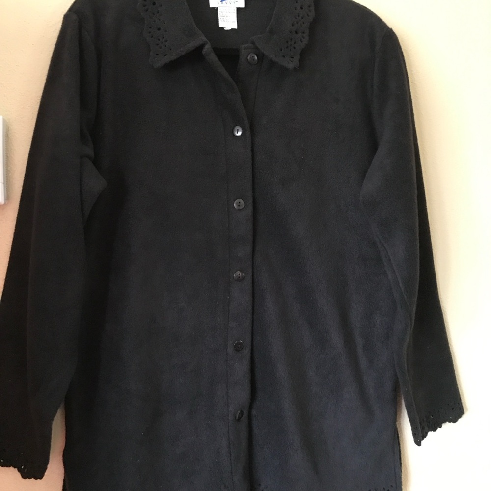 Sport Savvy large black lace edge warm fleece button down top